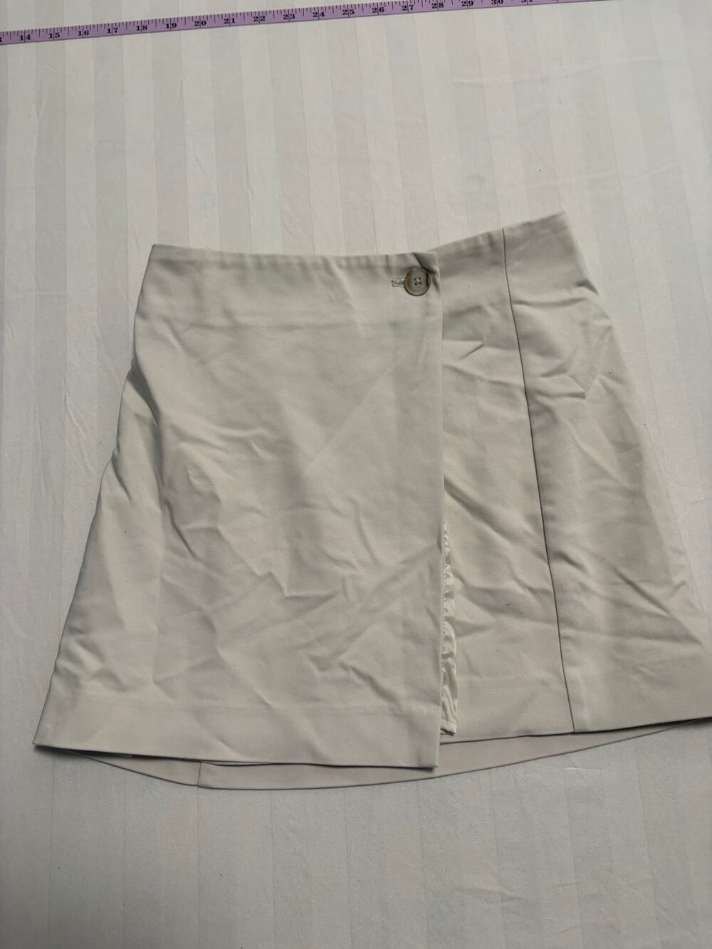 Babaton Aritzia Wrap Mini Skirt Light Beige Size 2